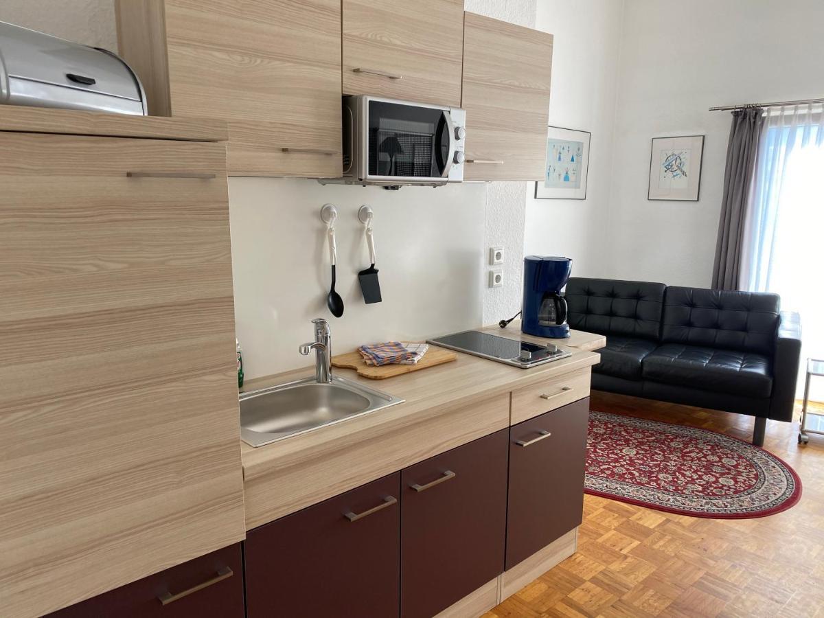 Apartmenthaus Zentrum Komfort Apartments Mit Minikuchen Verschiedener Grossen Kassel Ngoại thất bức ảnh