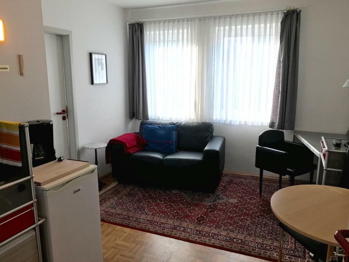 Apartmenthaus Zentrum Komfort Apartments Mit Minikuchen Verschiedener Grossen Kassel Ngoại thất bức ảnh