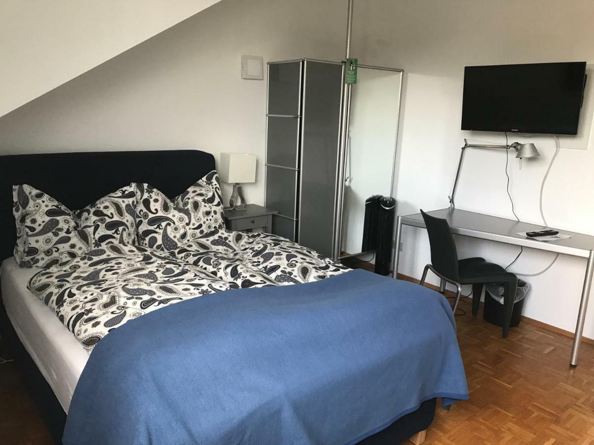 Apartmenthaus Zentrum Komfort Apartments Mit Minikuchen Verschiedener Grossen Kassel Ngoại thất bức ảnh