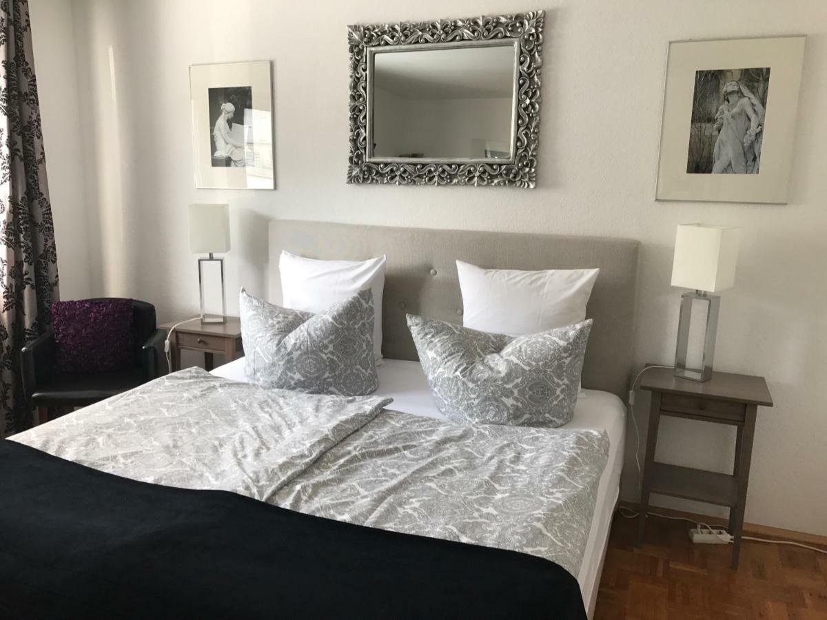 Apartmenthaus Zentrum Komfort Apartments Mit Minikuchen Verschiedener Grossen Kassel Ngoại thất bức ảnh