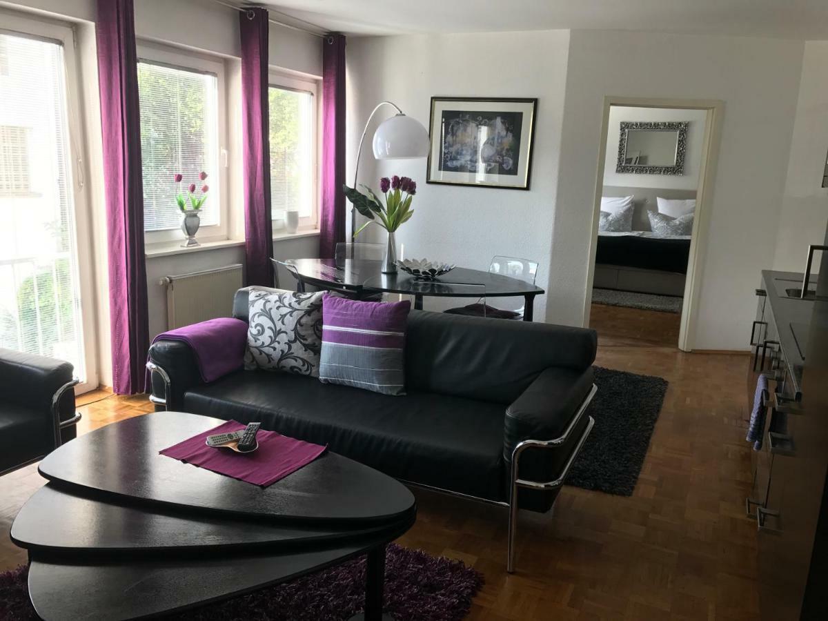 Apartmenthaus Zentrum Komfort Apartments Mit Minikuchen Verschiedener Grossen Kassel Ngoại thất bức ảnh
